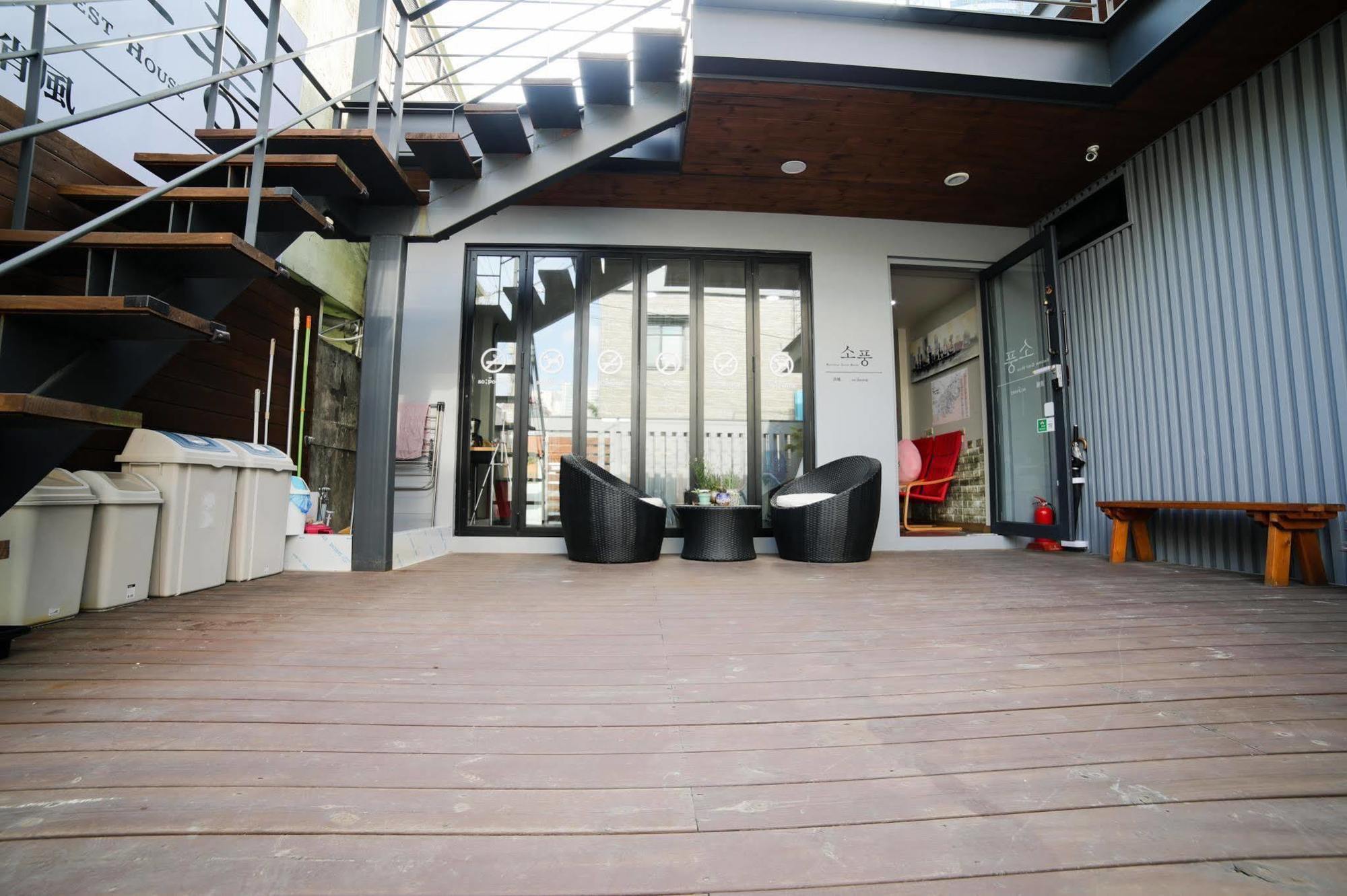 Sopoong Guesthouse ปูซาน ภายนอก รูปภาพ